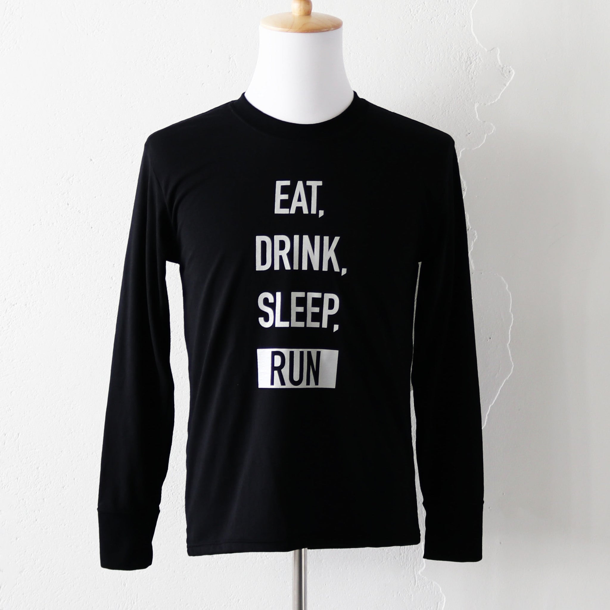 EAT DRINK SLEEP RUN / STREET Long-Sleeve Tee Vertica Mono (Black)