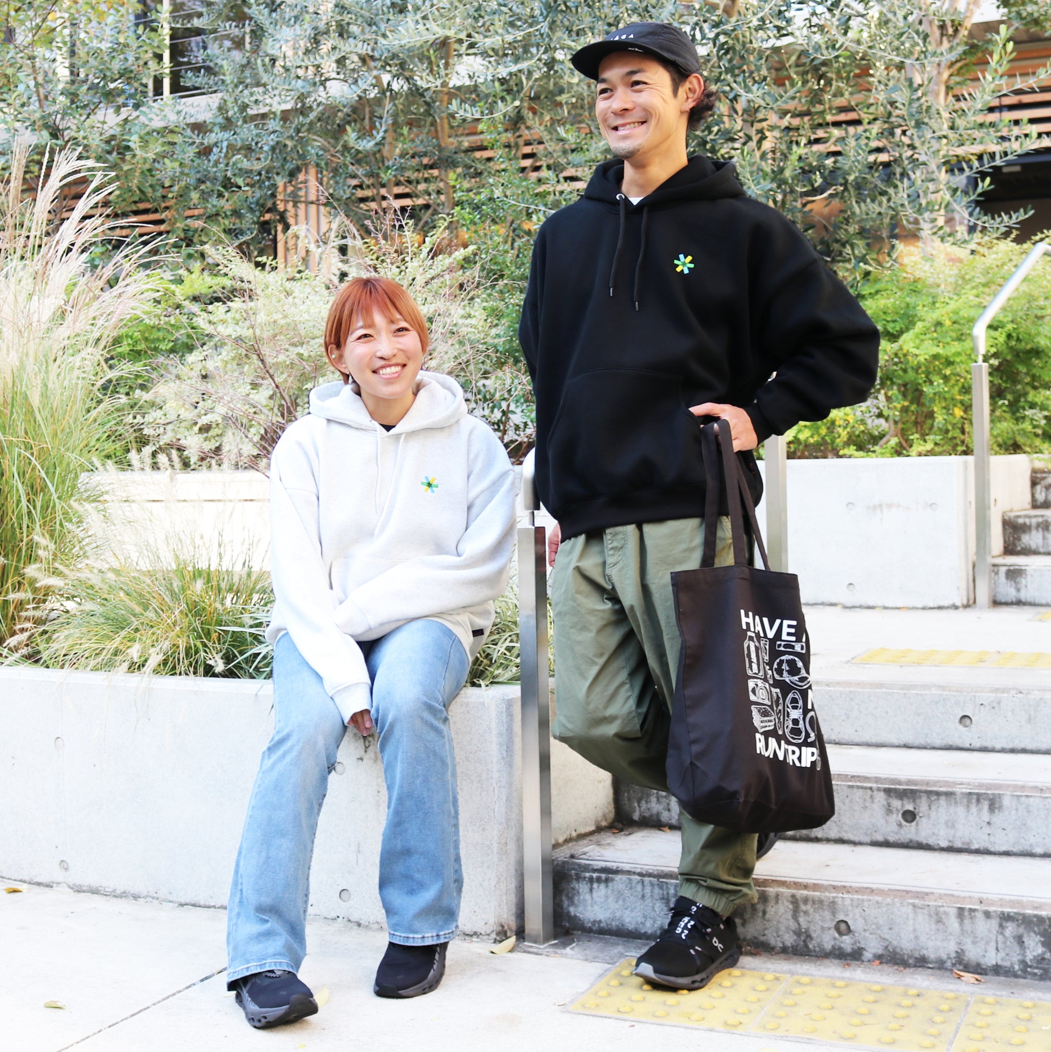 Runtrip Oversized Hoodie (Gray)