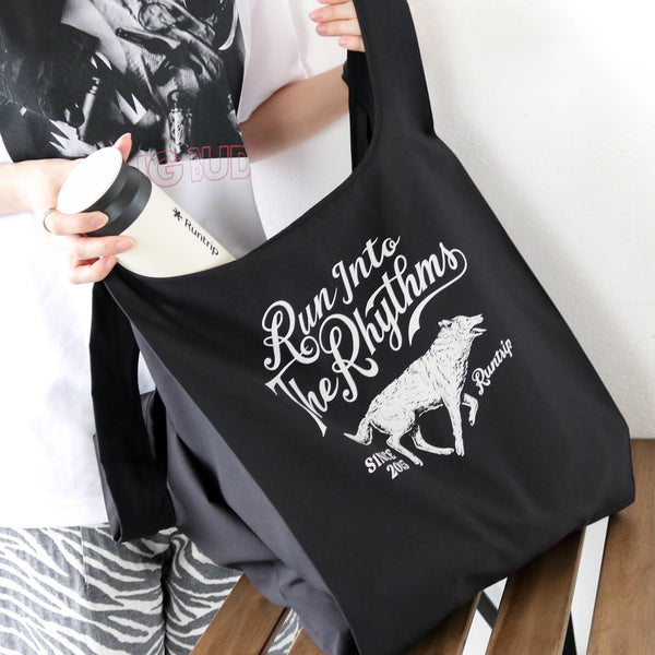 Run Into The Rhythms Shopping Bag (Black)