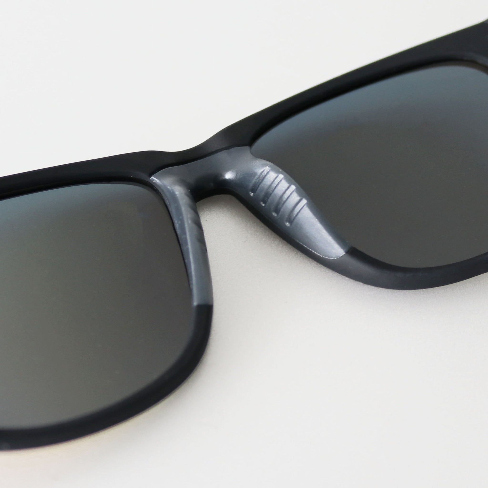 Running Sunglass "goodr" |【BFG】Beelzebub's Bourbon Burpees