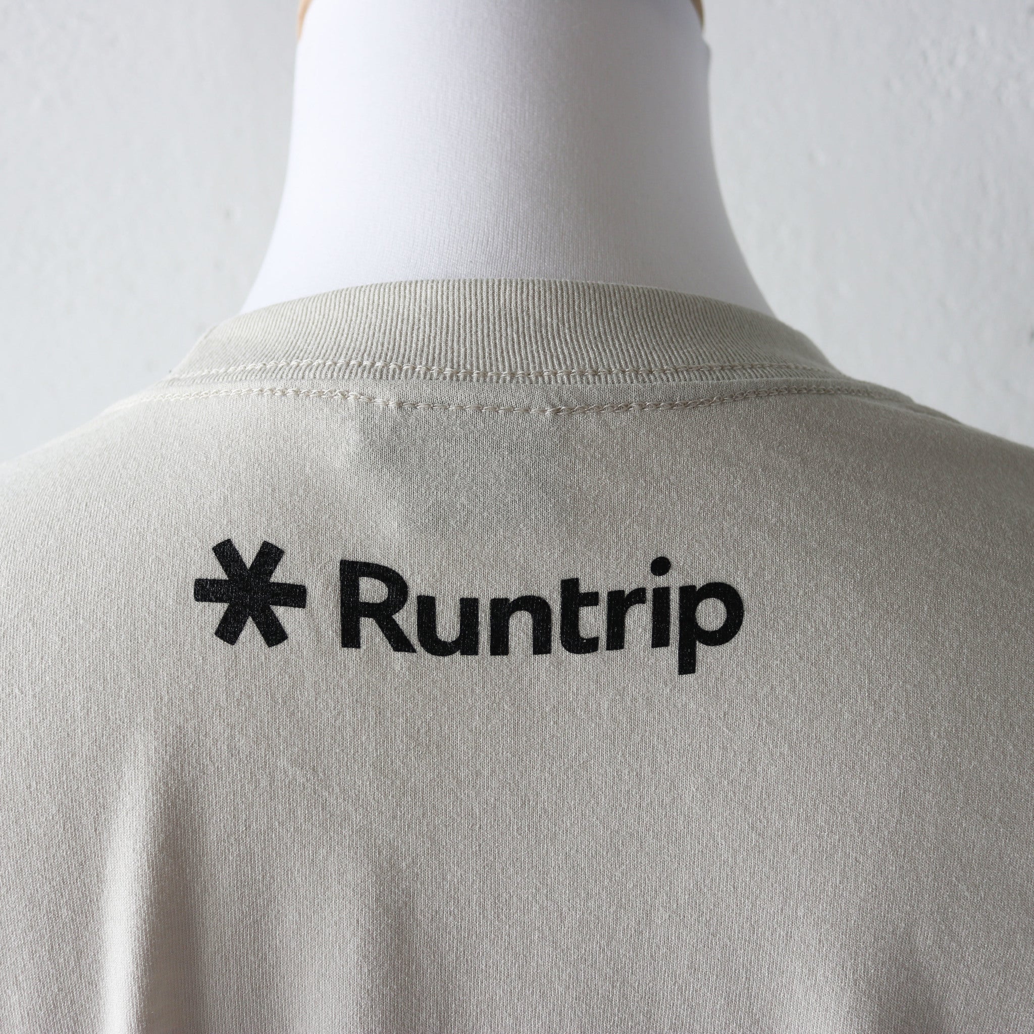 EAT DRINK SLEEP RUN / STREET Long-Sleeve Tee (BROWN Camo/Beige)