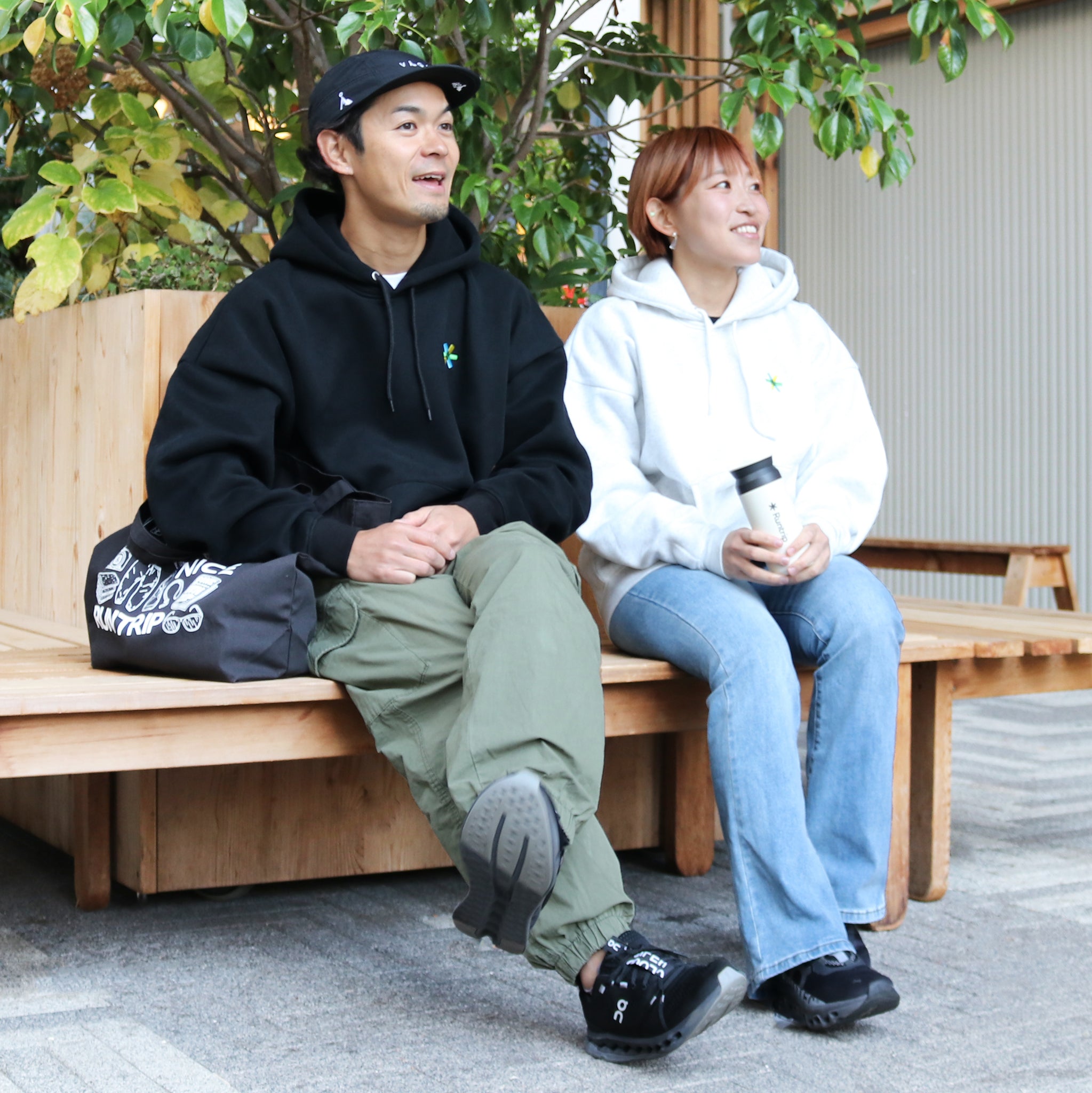 Runtrip Oversized Hoodie (Black)