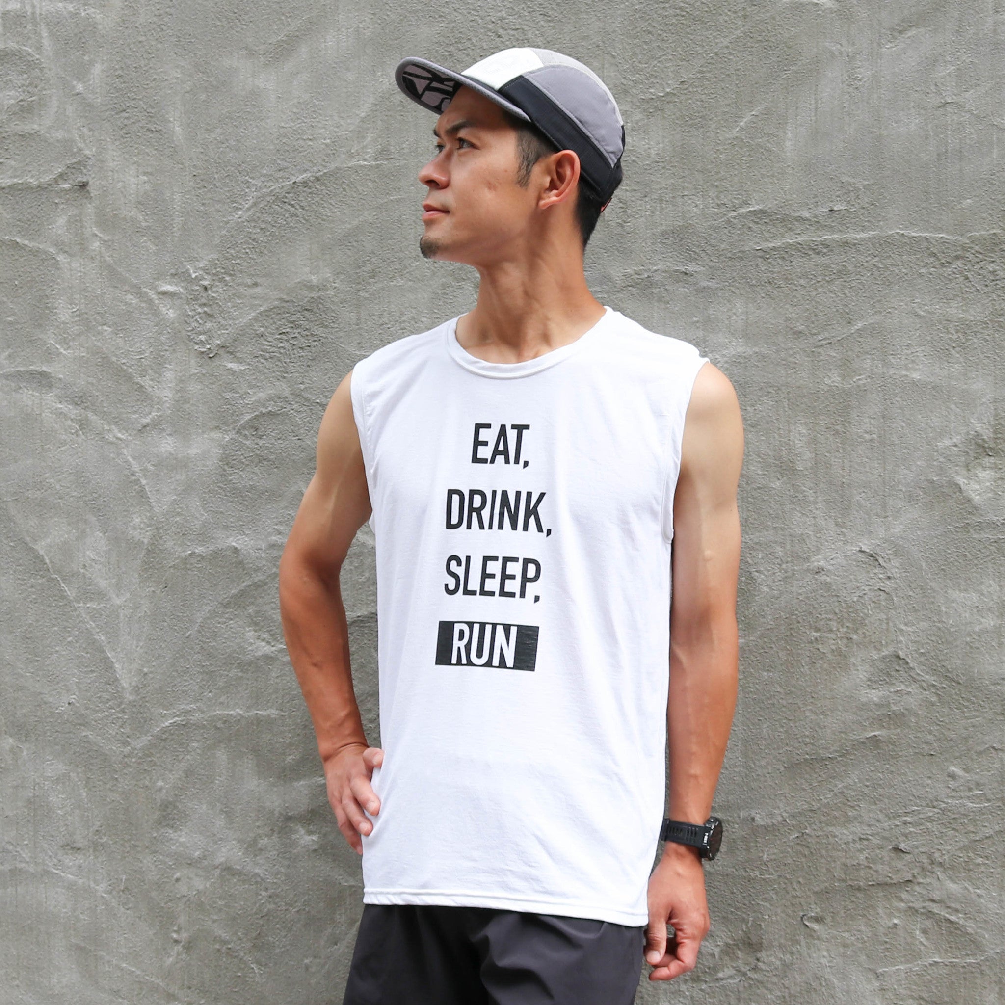 EAT DRINK SLEEP RUN / STREET Sleeve-less Tee Vertical Mono (White)