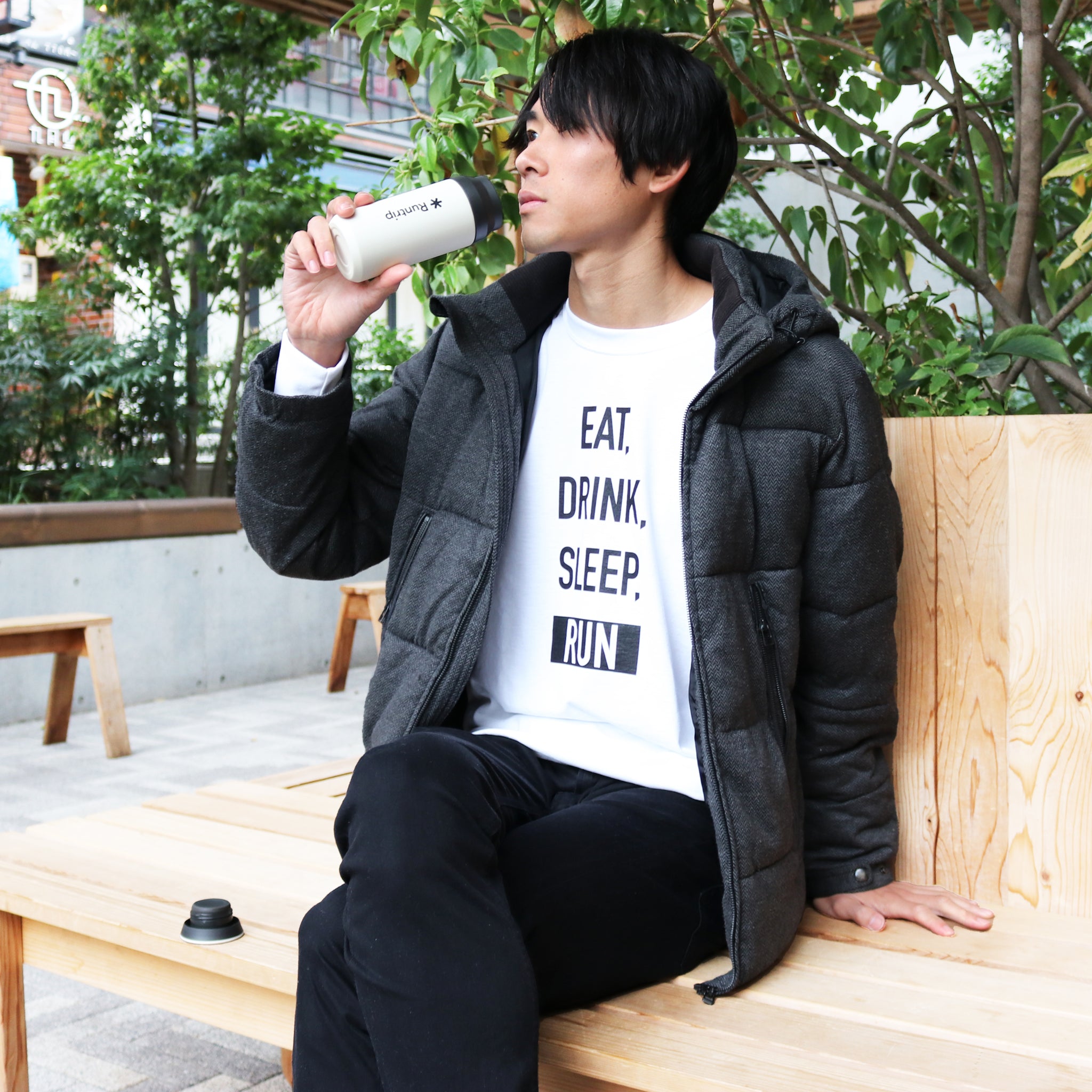 EAT DRINK SLEEP RUN / STREET Long-Sleeve Tee Vertical Mono (White)