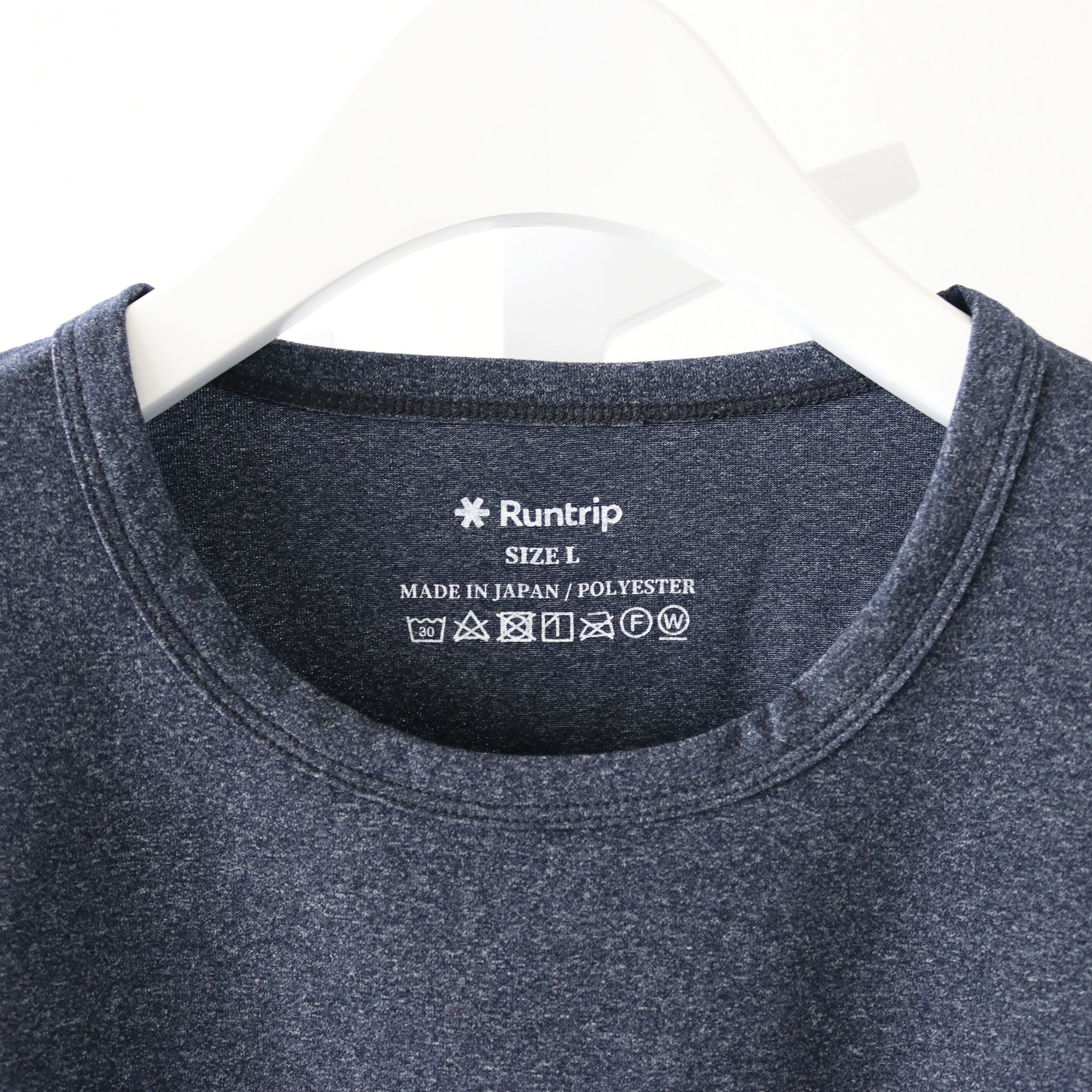 All you need is Run Long-sleeve Tee (Navy)