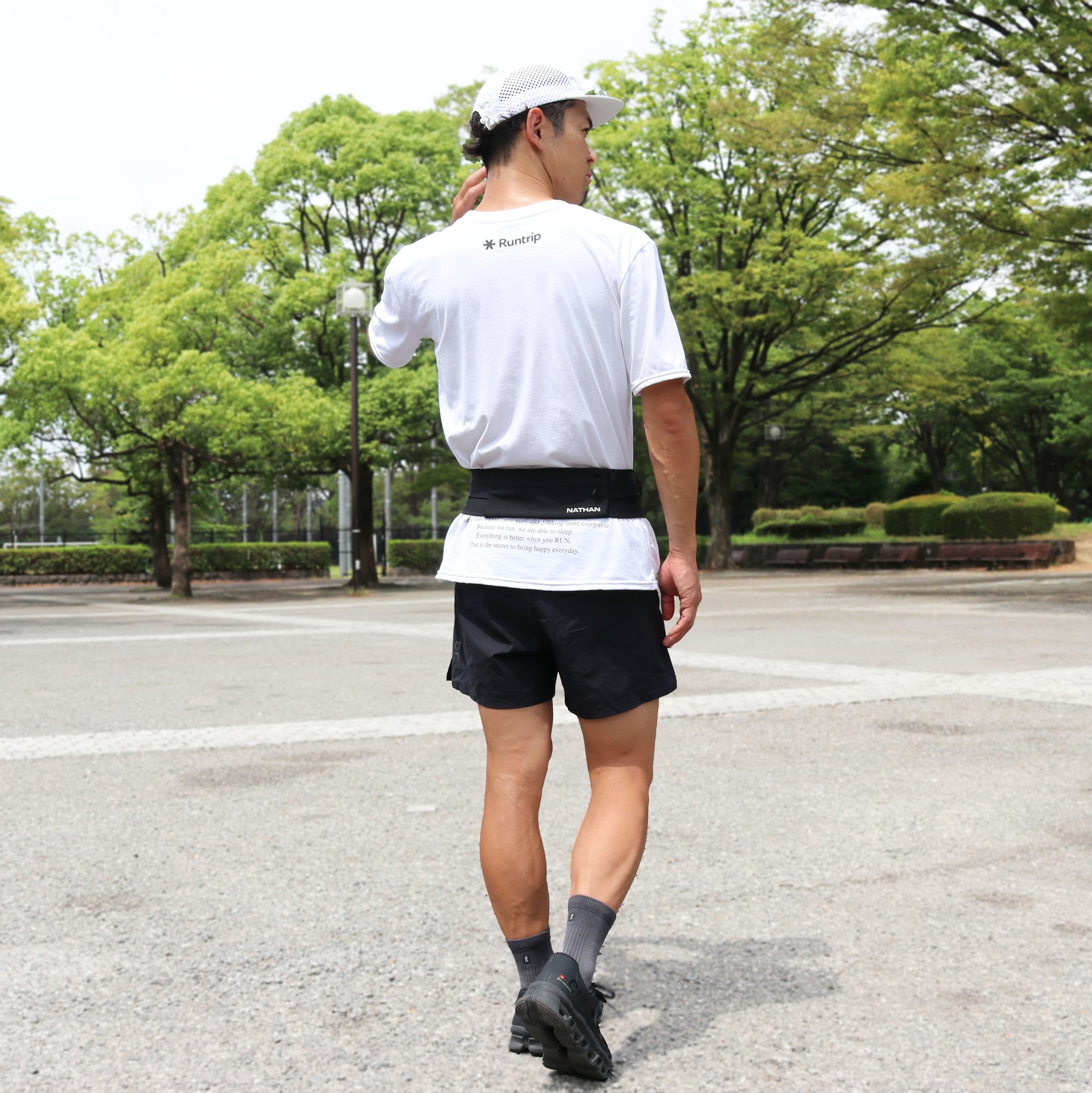 NATHAN | Adjustable Zipster 2.0 (Black)