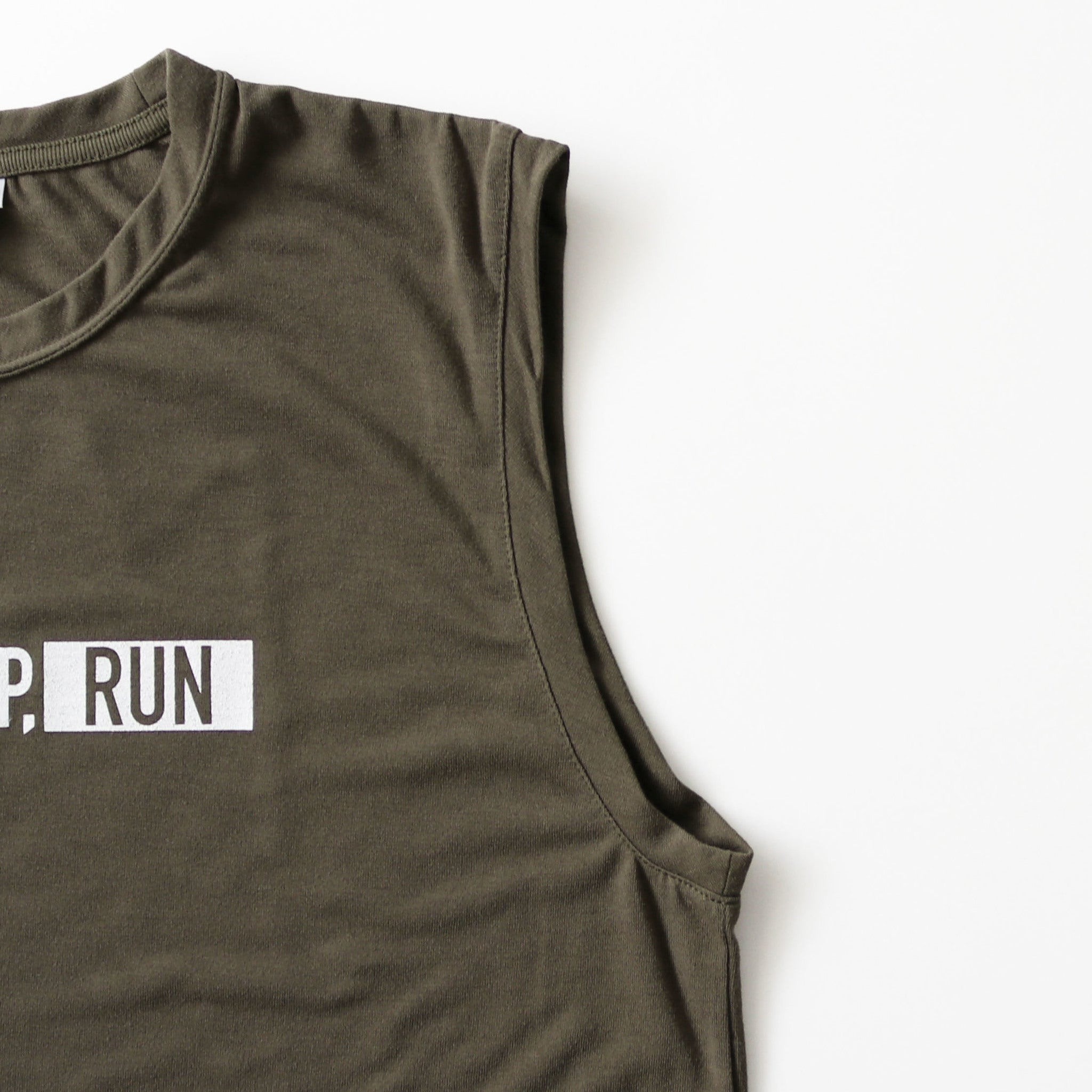 EAT DRINK SLEEP RUN / STREET Sleeve-less (Khaki)