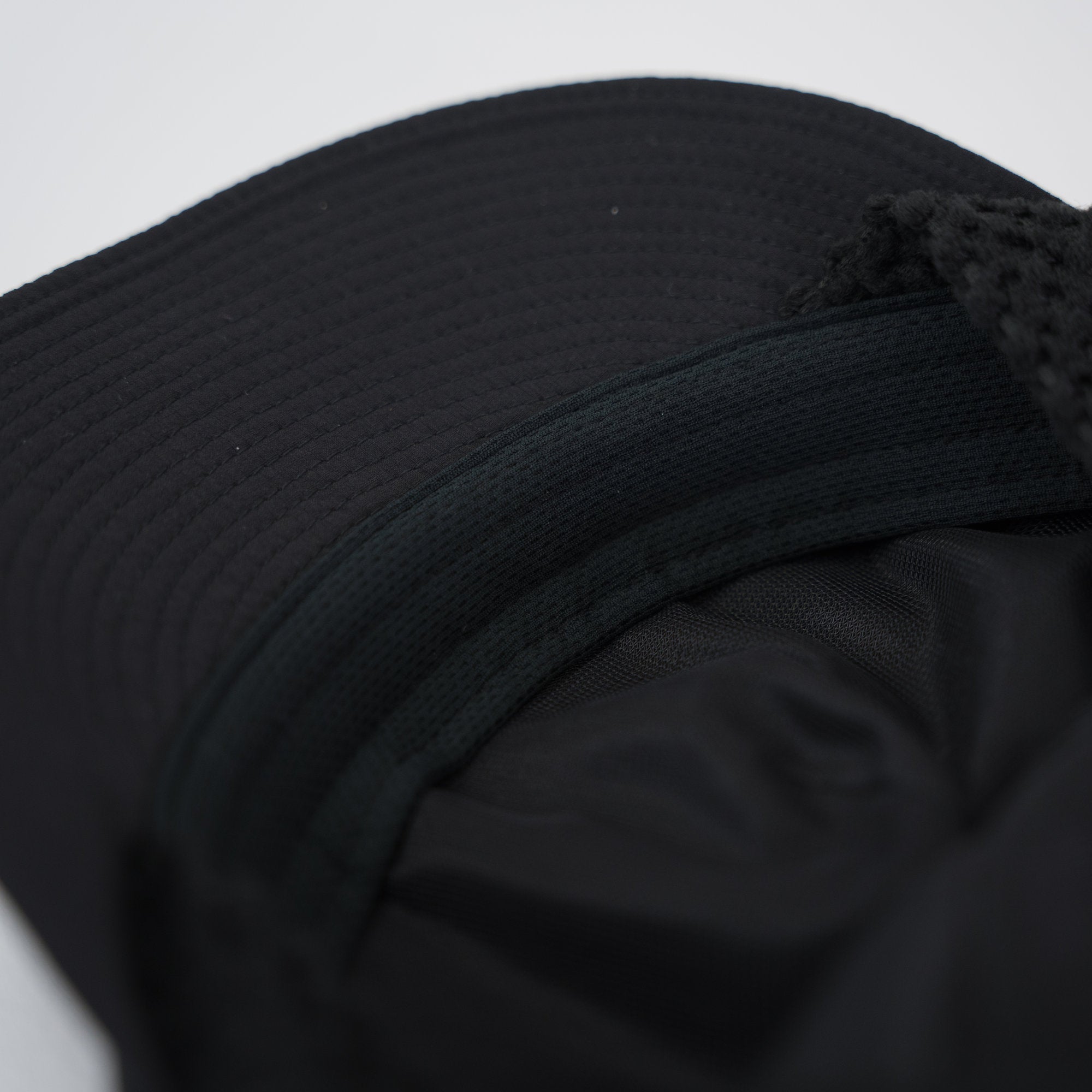 halo commodity Crevice Flap Cap