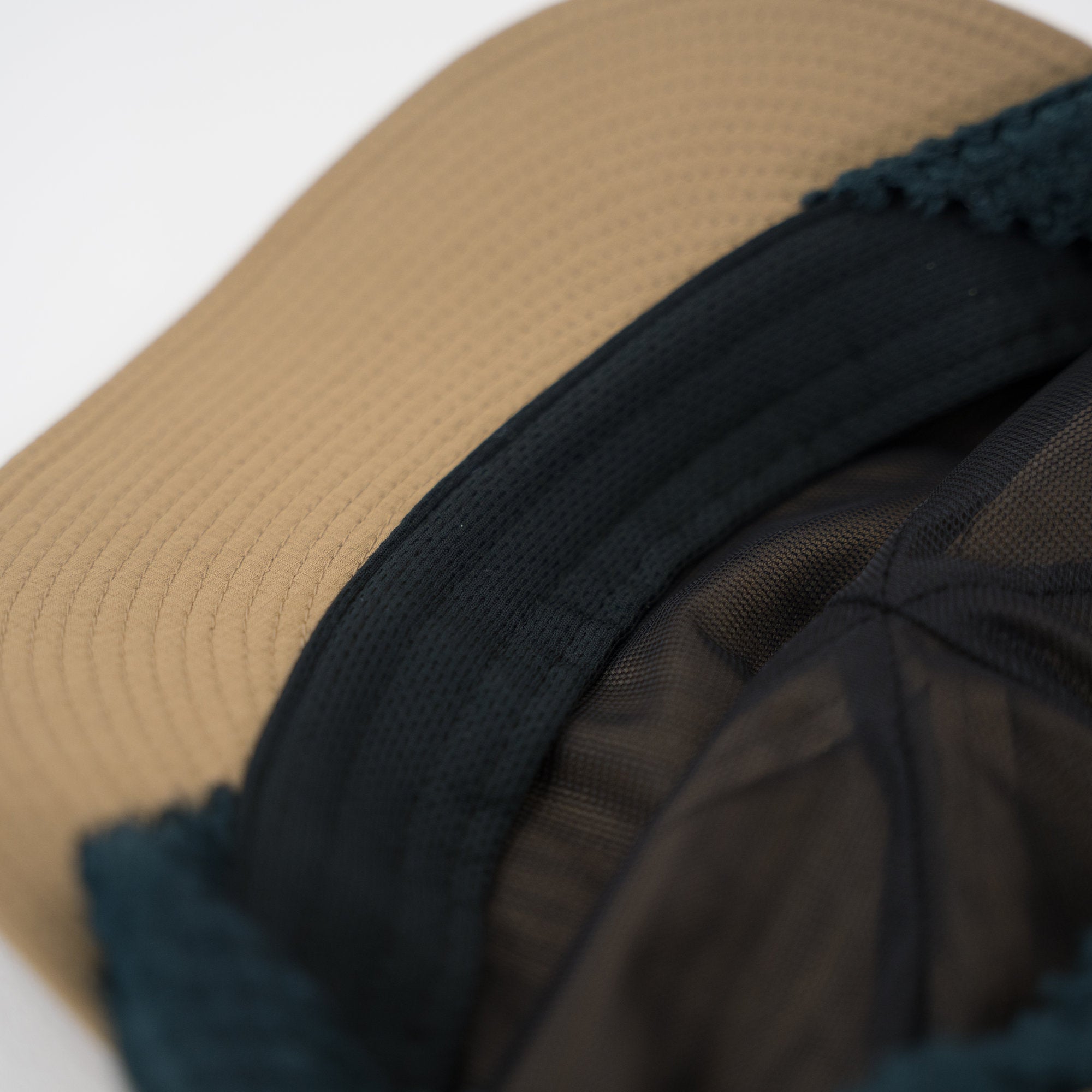 halo commodity Crevice Flap Cap