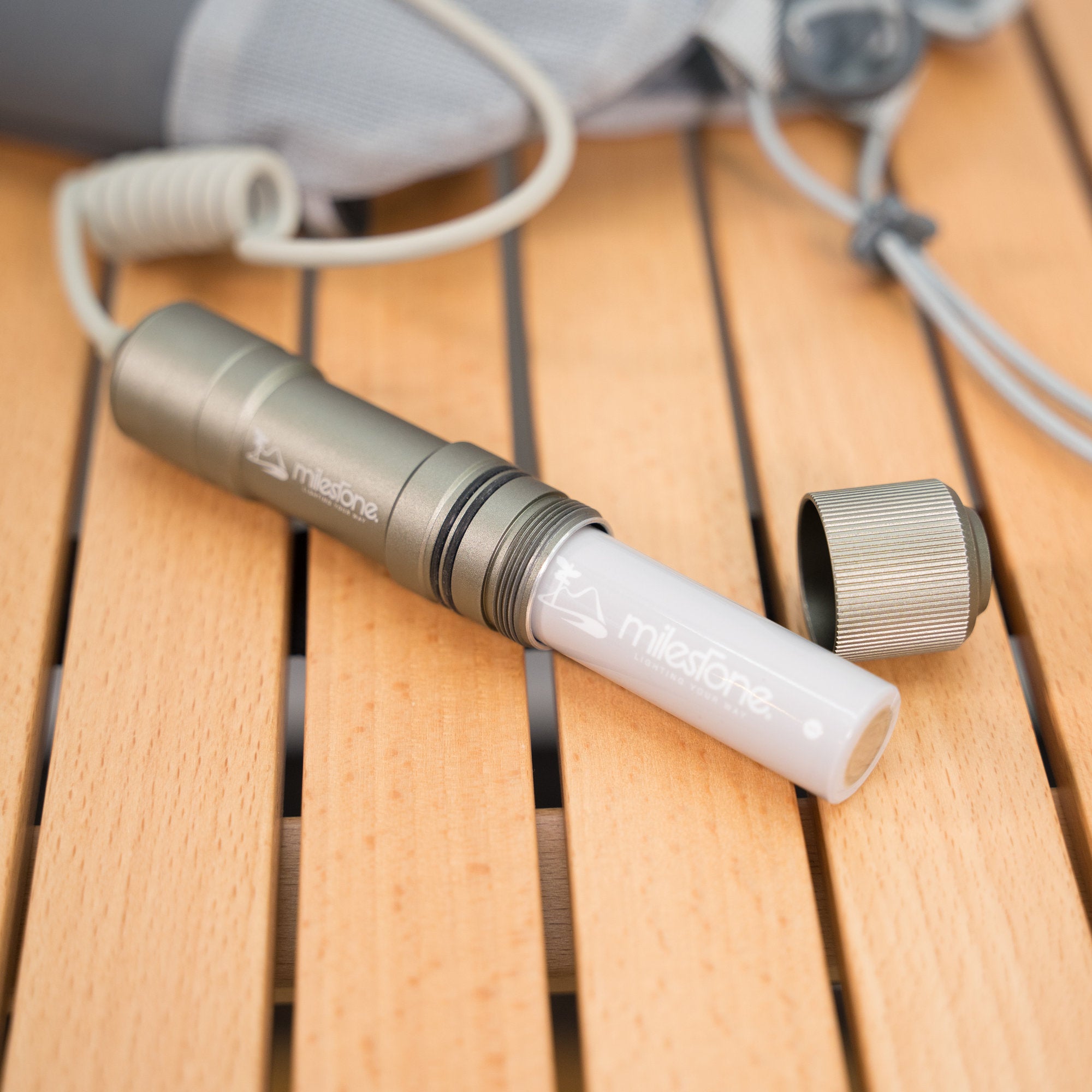 milestone × PAAGOWORKS ウエストライト MS-i1＋RUSHLight 2.0