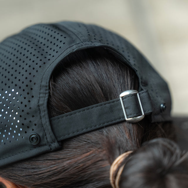 new era × Runtrip 9TWENTY PROLIGHT Sun Shade Rt Logo CAP