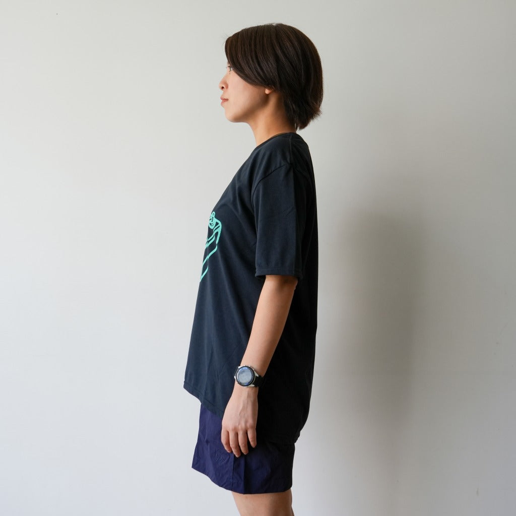 Run with Groove Track Record Tee