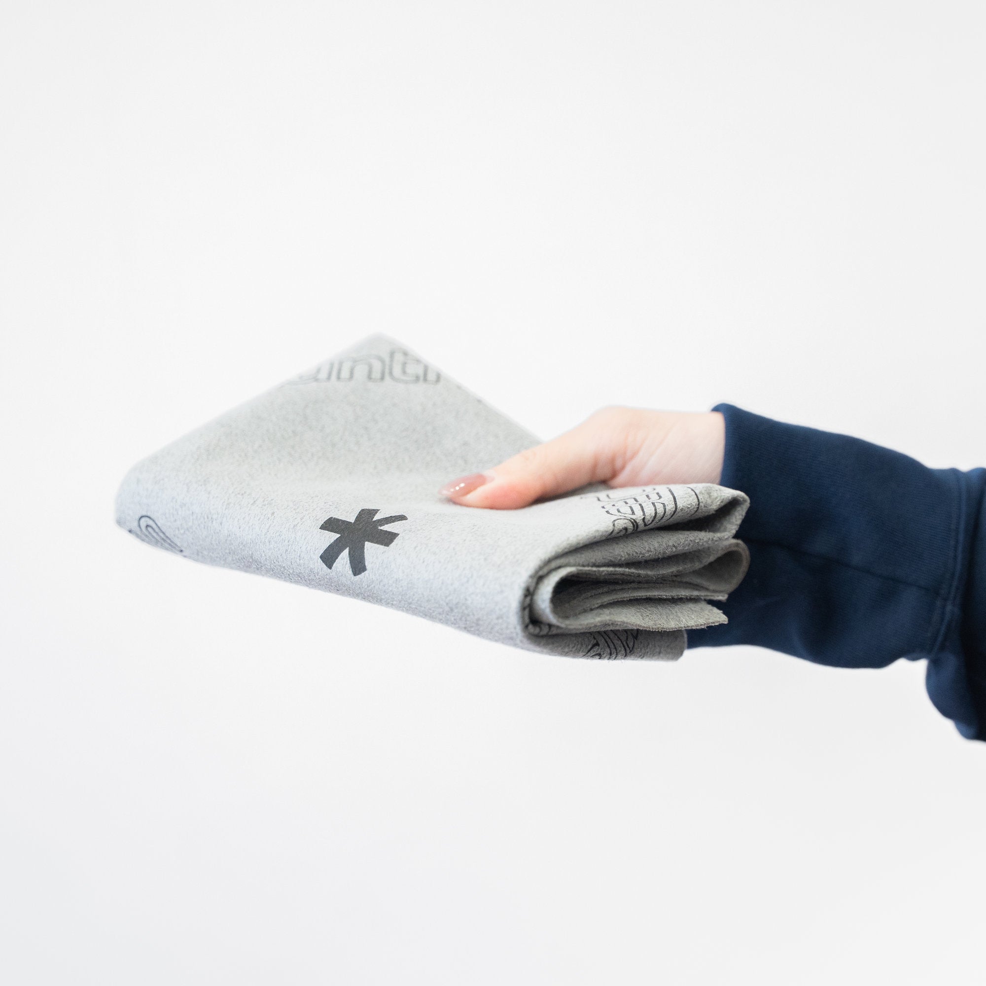 Runtrip × Speedo マイクロセームタオル L – Runtrip Store