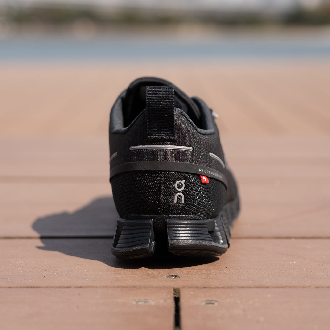 On Cloud Waterproof Black & Luner