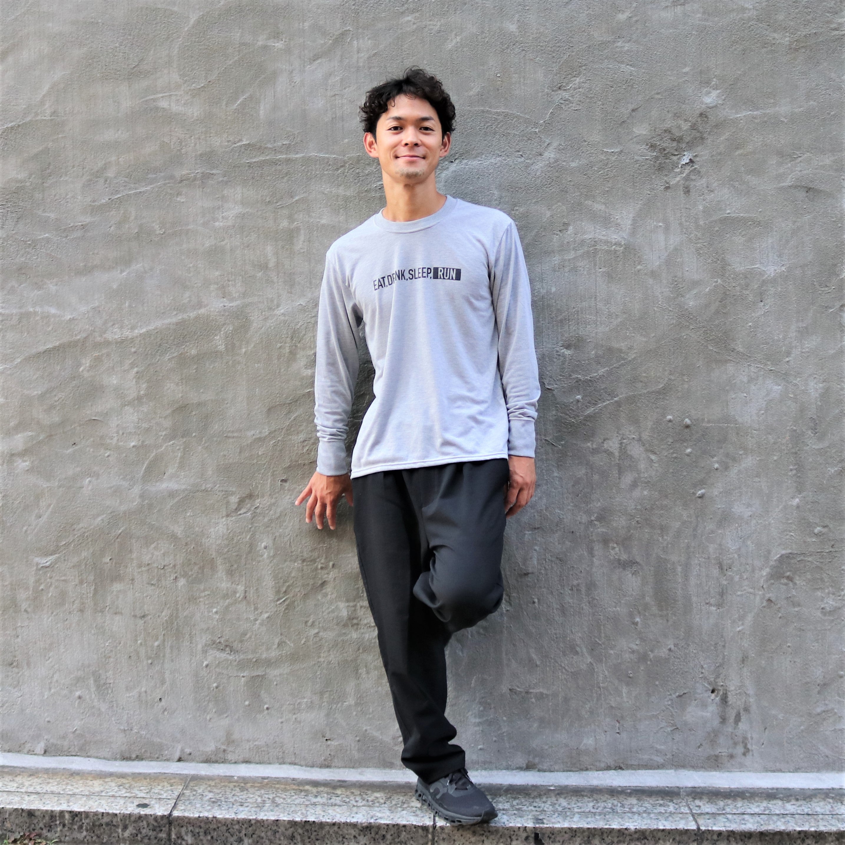 EAT DRINK SLEEP RUN / STREET Long-Sleeve Tee (Gray)