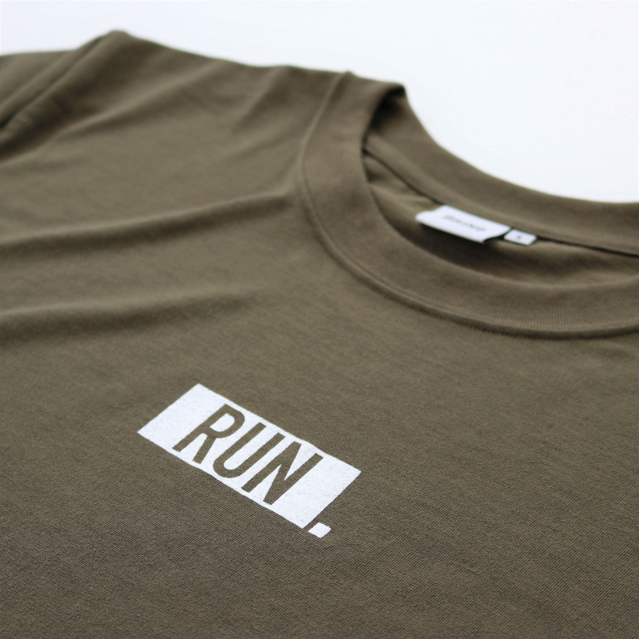 EAT DRINK SLEEP RUN / “STREET” RUN. Tee (Khaki)