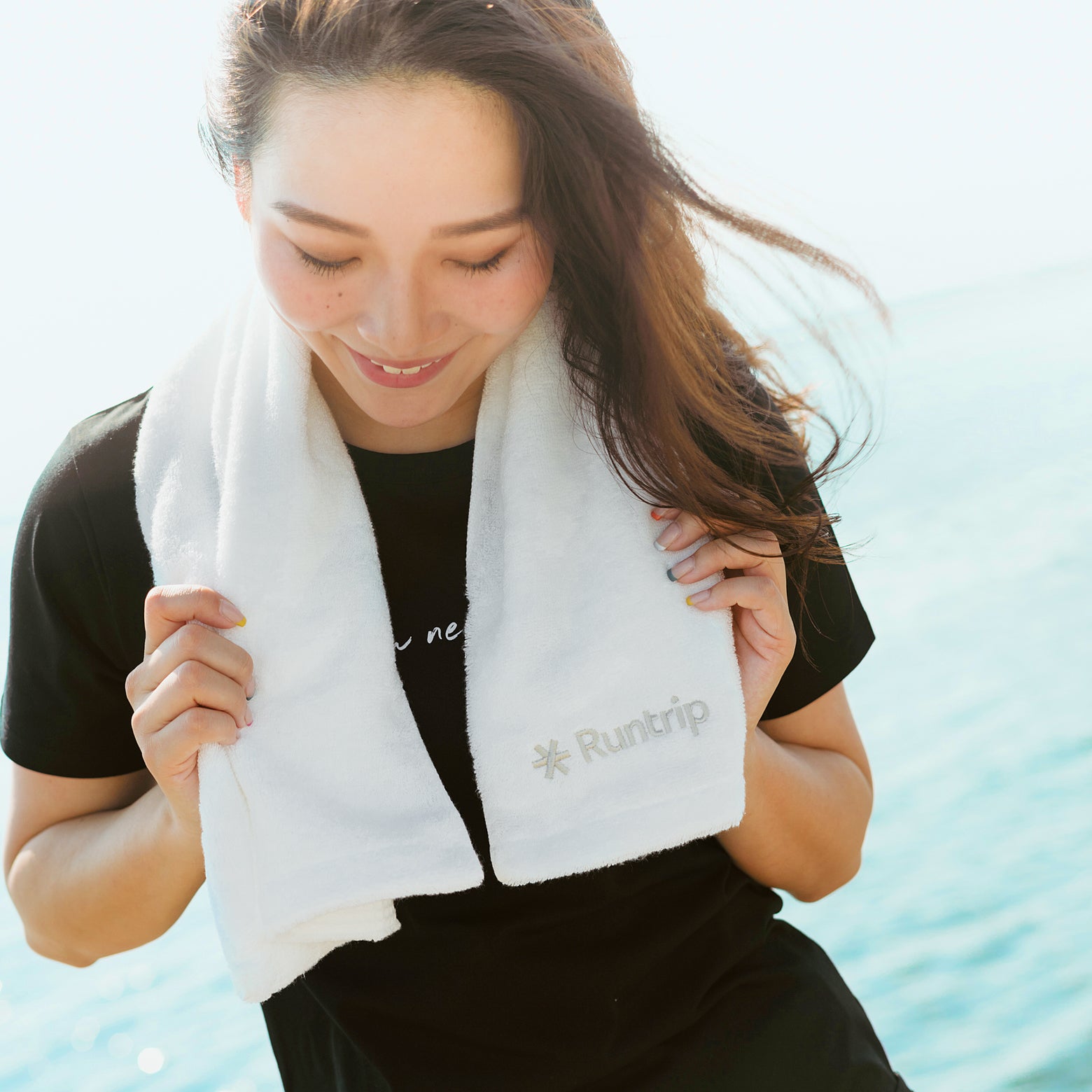 Runtrip Original Face Towel (White)
