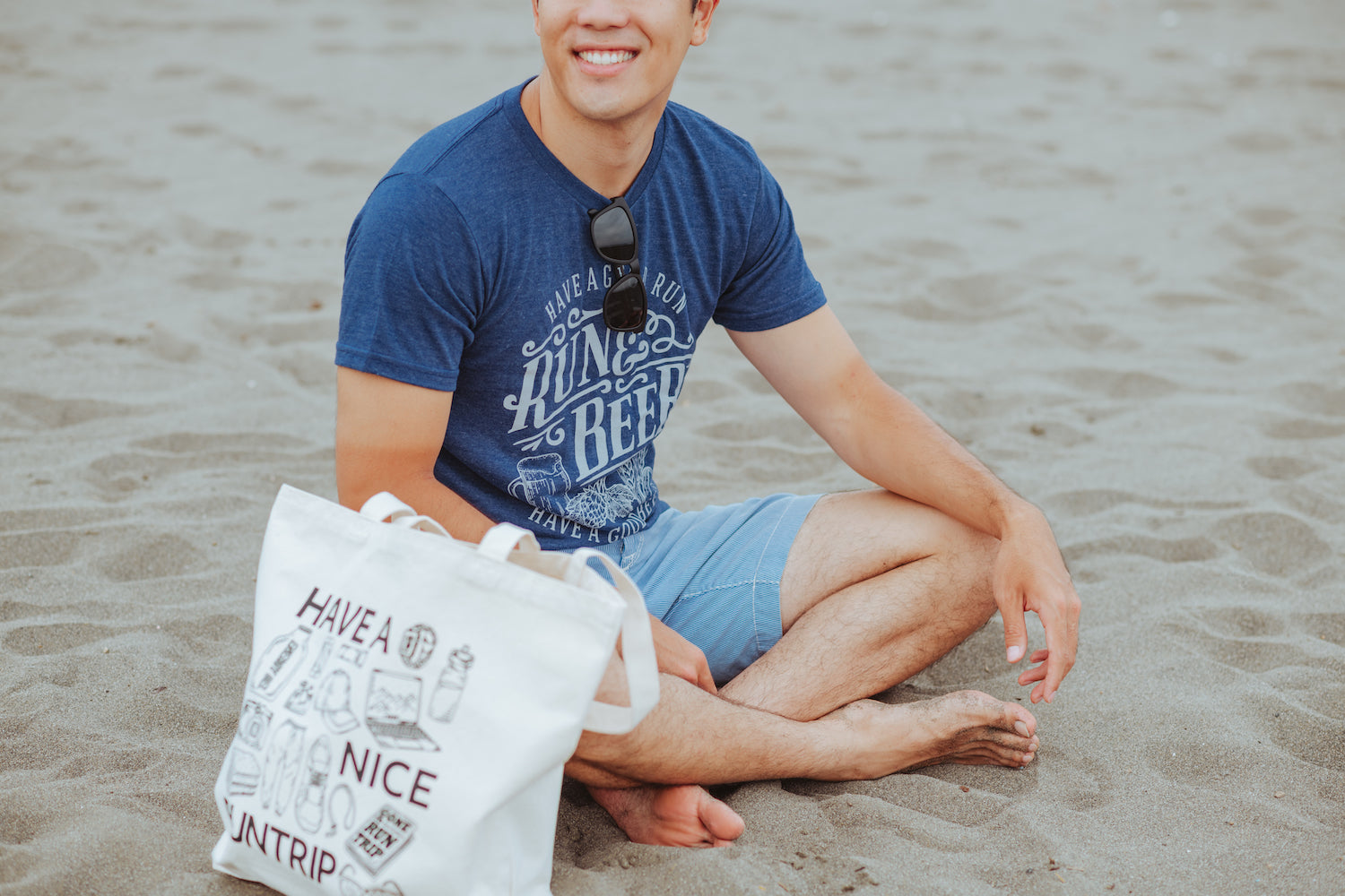 Run &amp; Beer Tee (Navy)