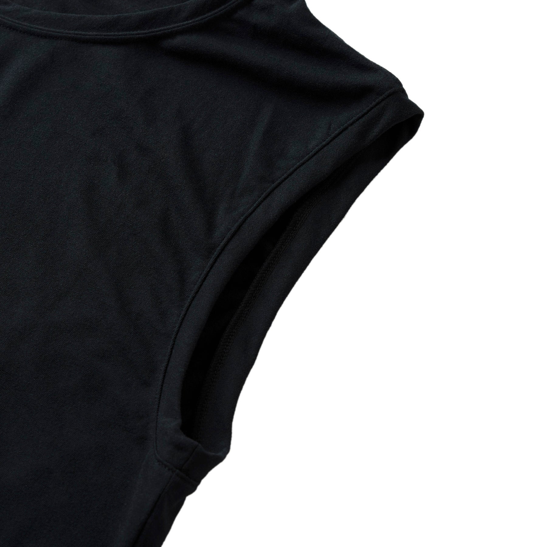 ETHICAL LOCKER ROOM Sleeve-less Tee（Black）