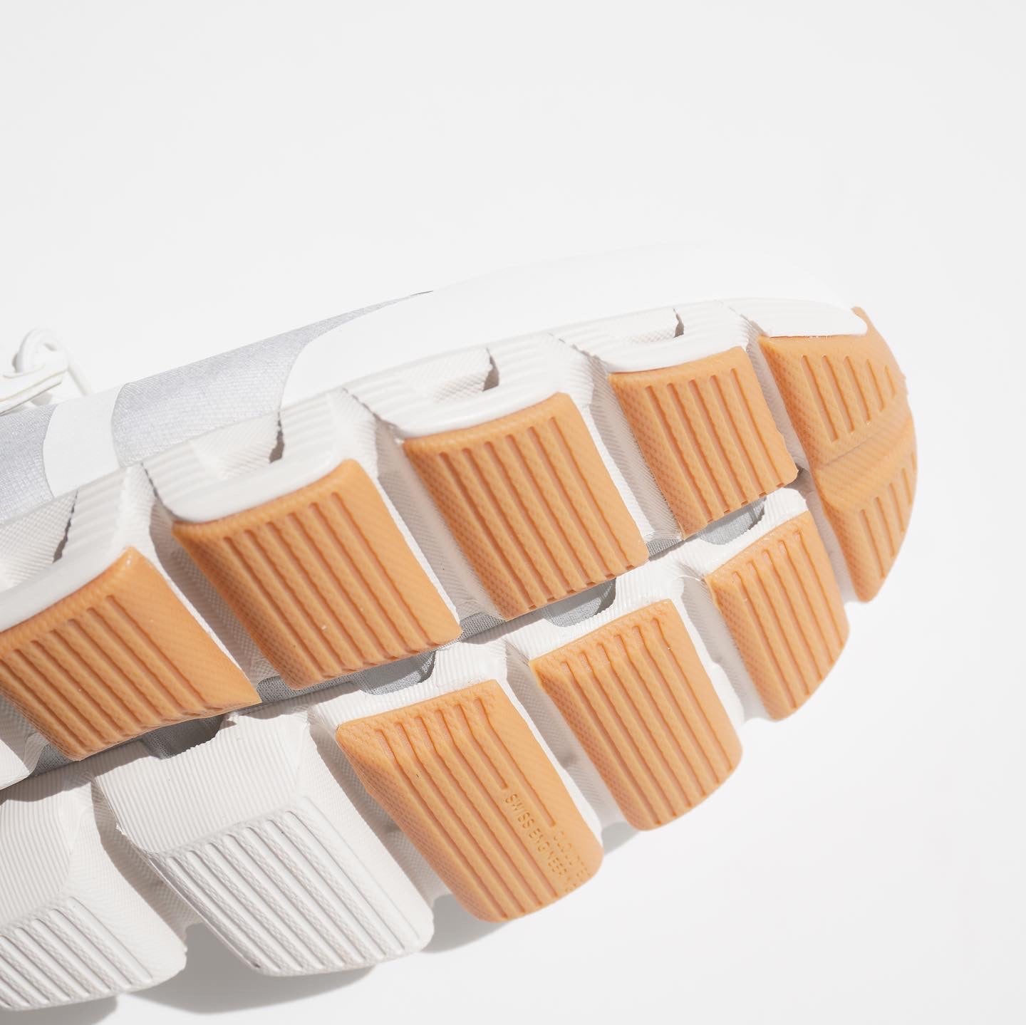 On Cloud All White | Runtrip Store
