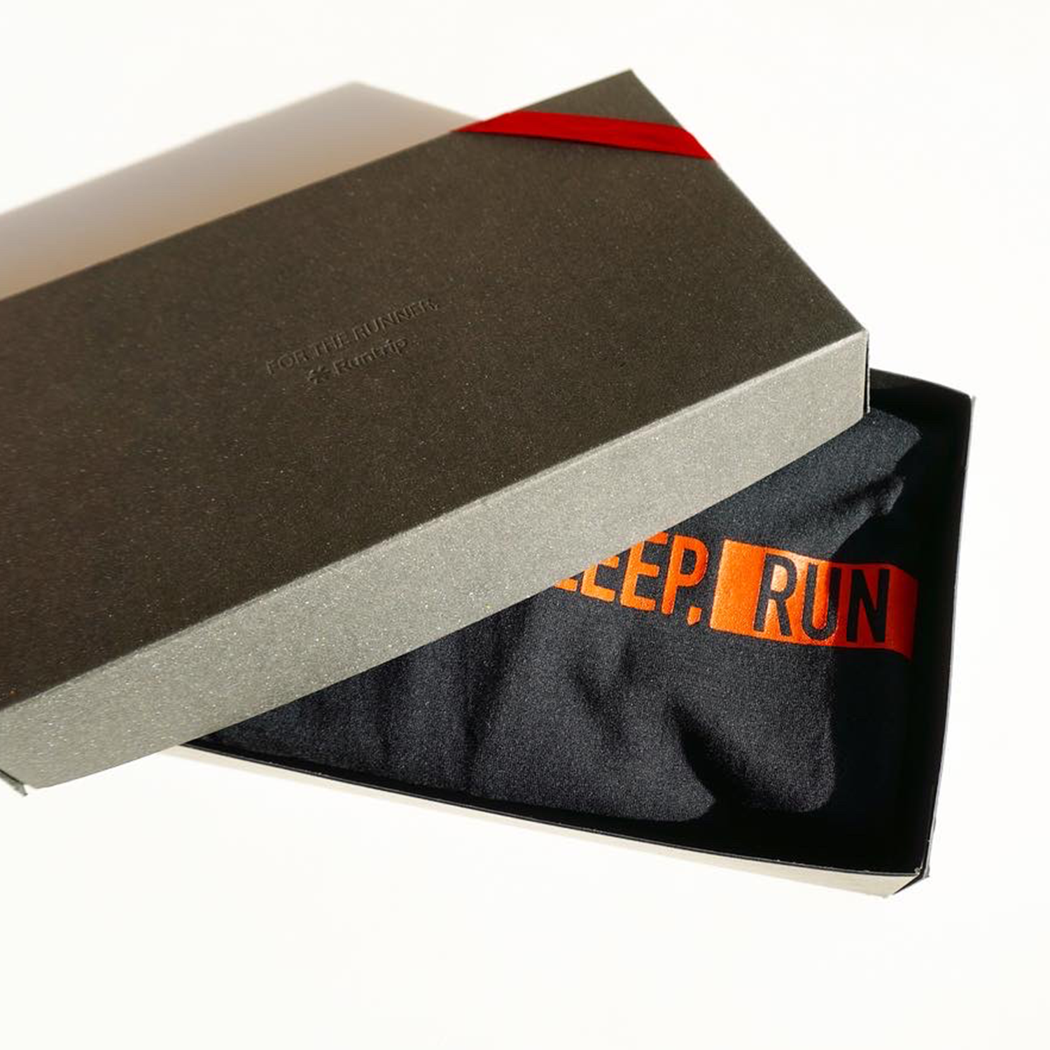 【GIFT BOX】EAT DRINK SLEEP RUN / STREET Tee (Black)
