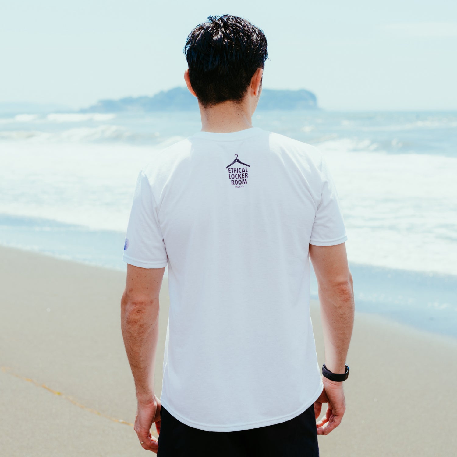 ETHICAL LOCKER ROOM Tee (White)