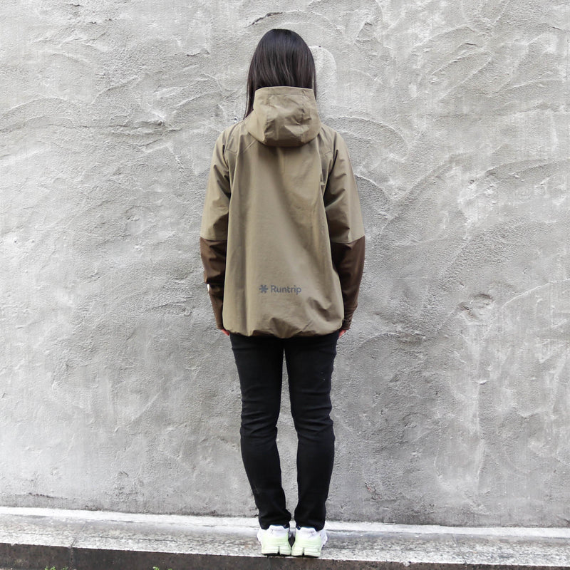 THE RUNNING JACKET by Runtrip 2nd Model (Khaki)