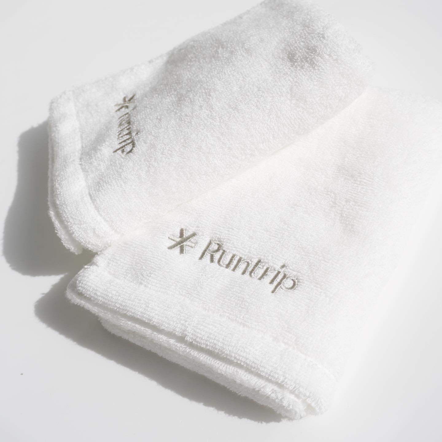 Runtrip Original Face Towel (White)