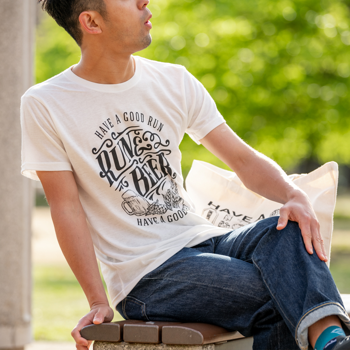 Run & Beer Tee（White）